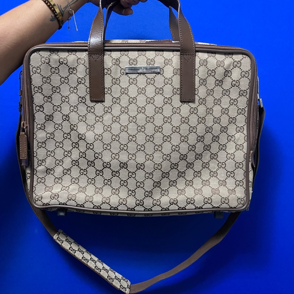 Gucci
Vintage Gucci Brown/Beige GG Canvas Briefcase Computer Bag